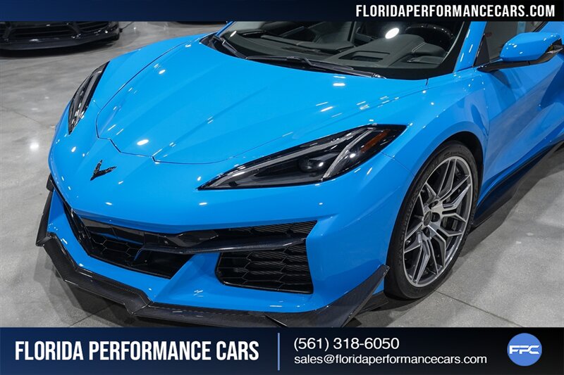 2023 Chevrolet Corvette Z06   - Photo 15 - Riviera Beach, FL 33407