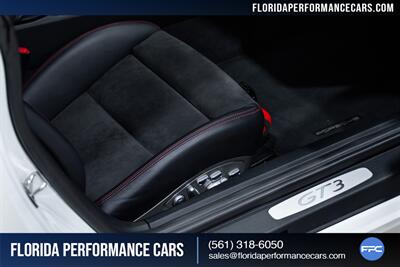 2014 Porsche 911 GT3   - Photo 30 - Riviera Beach, FL 33407