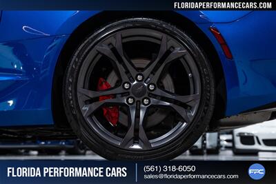 2018 Chevrolet Camaro SS   - Photo 13 - Riviera Beach, FL 33407