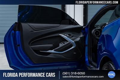 2018 Chevrolet Camaro SS   - Photo 23 - Riviera Beach, FL 33407