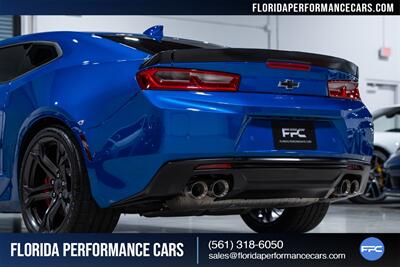 2018 Chevrolet Camaro SS   - Photo 14 - Riviera Beach, FL 33407