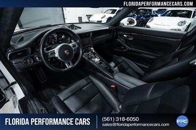 2015 Porsche 911 Turbo   - Photo 18 - Riviera Beach, FL 33407