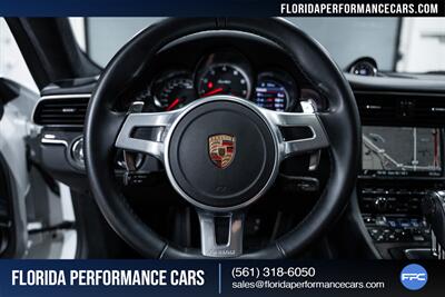 2015 Porsche 911 Turbo   - Photo 19 - Riviera Beach, FL 33407