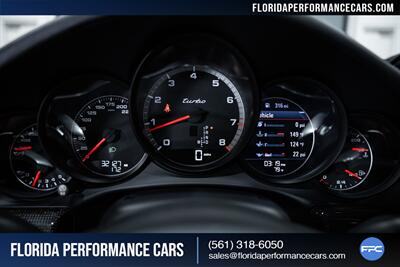 2015 Porsche 911 Turbo   - Photo 17 - Riviera Beach, FL 33407