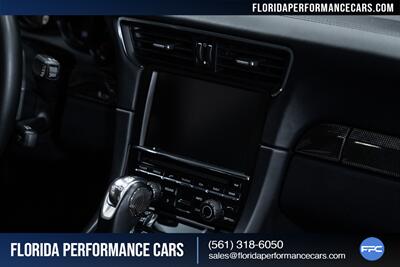2015 Porsche 911 Turbo   - Photo 57 - Riviera Beach, FL 33407