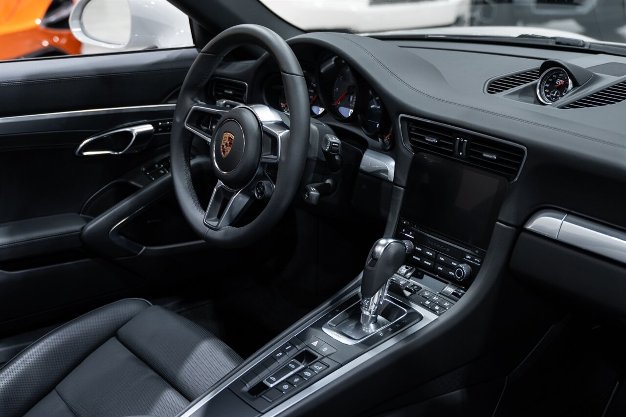 2019 Porsche 911 Targa 4S   - Photo 55 - Riviera Beach, FL 33407