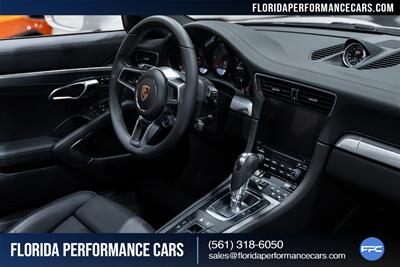 2019 Porsche 911 Targa 4S   - Photo 55 - Riviera Beach, FL 33407