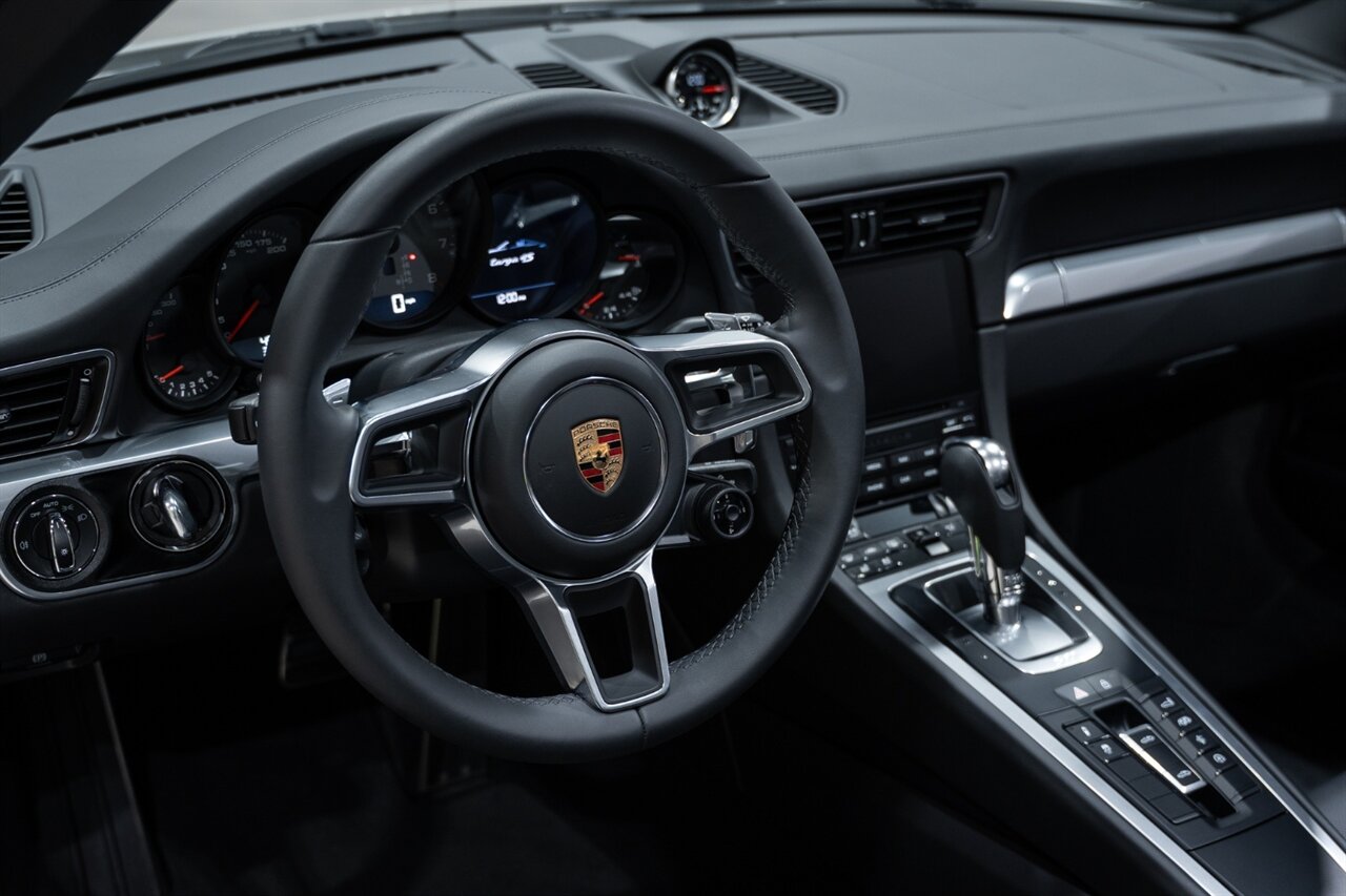 2019 Porsche 911 Targa 4S   - Photo 46 - Riviera Beach, FL 33407