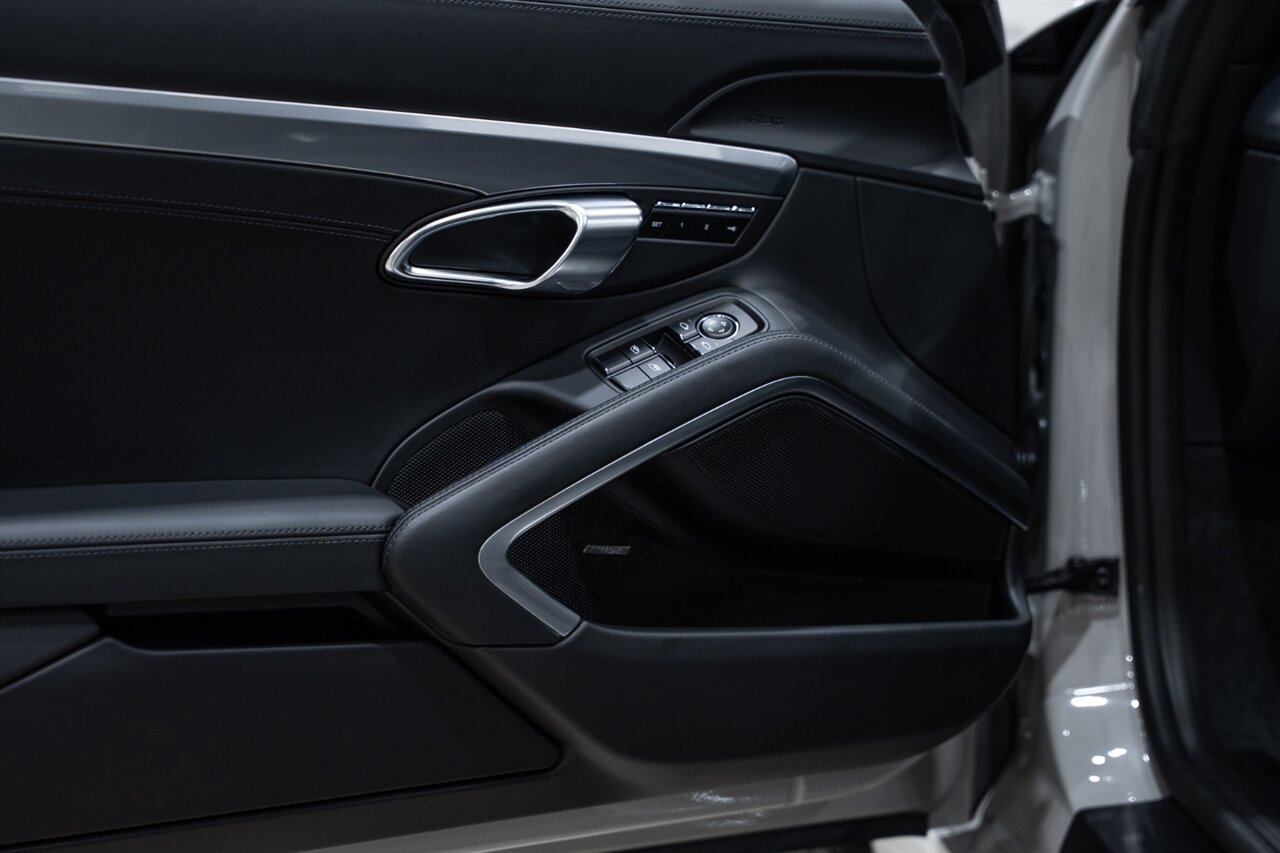 2019 Porsche 911 Targa 4S   - Photo 28 - Riviera Beach, FL 33407