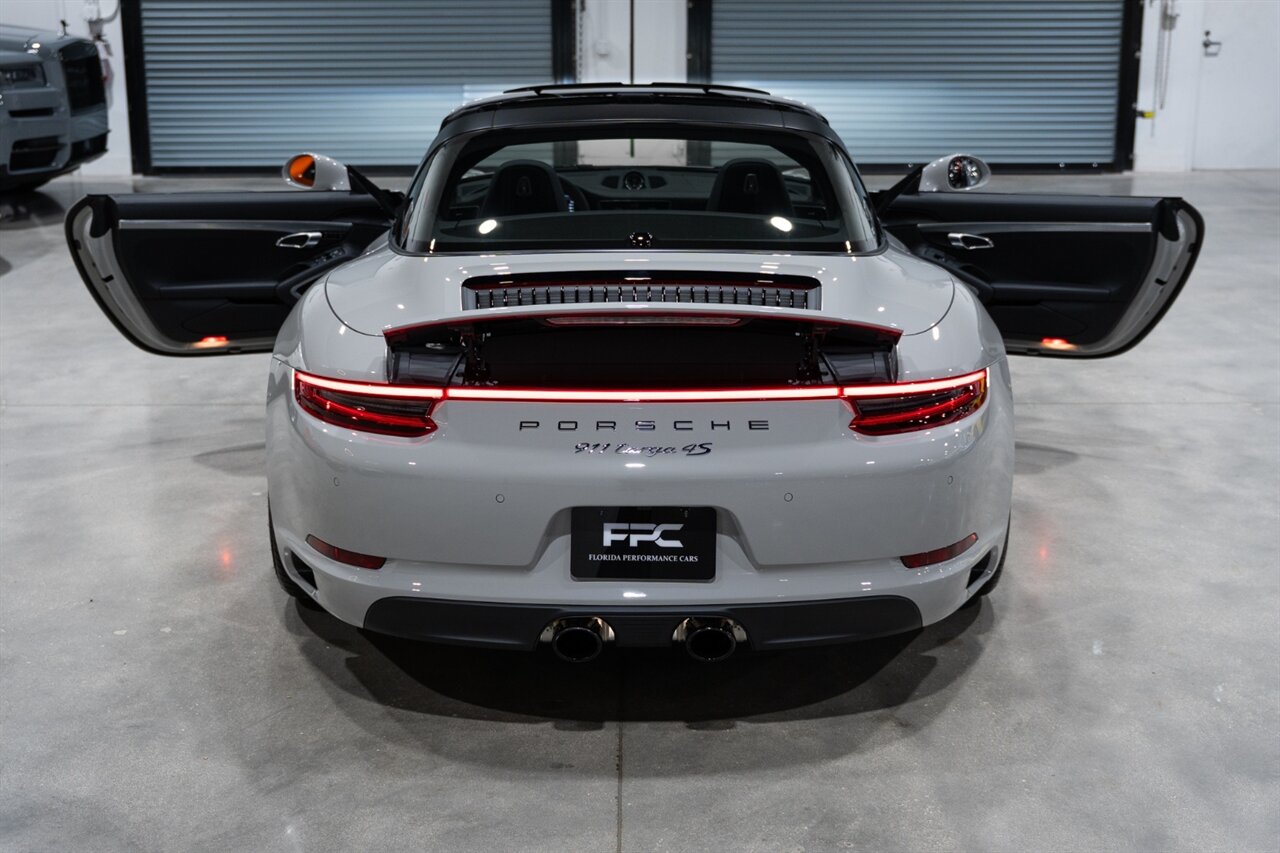 2019 Porsche 911 Targa 4S   - Photo 37 - Riviera Beach, FL 33407