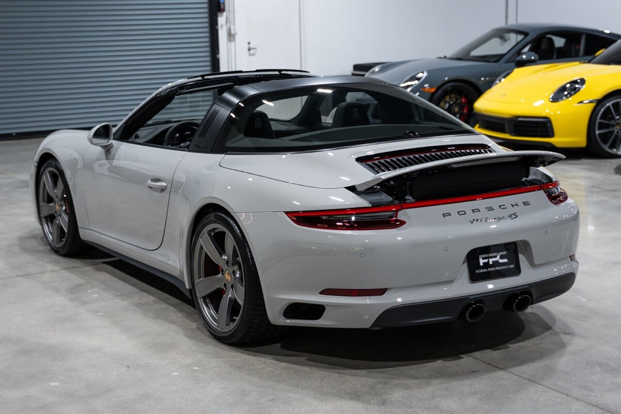 2019 Porsche 911 Targa 4S   - Photo 4 - Riviera Beach, FL 33407