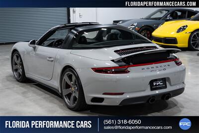 2019 Porsche 911 Targa 4S   - Photo 4 - Riviera Beach, FL 33407