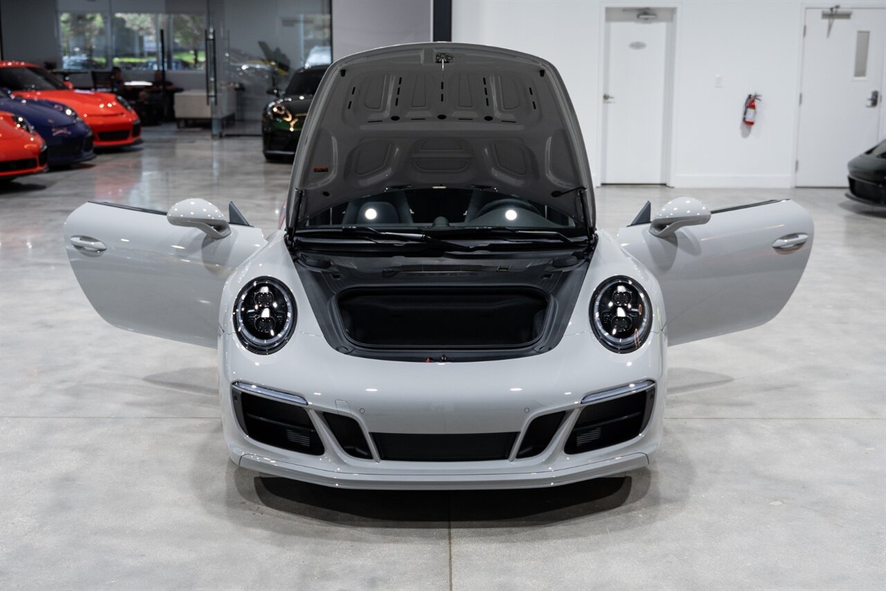 2019 Porsche 911 Targa 4S   - Photo 38 - Riviera Beach, FL 33407
