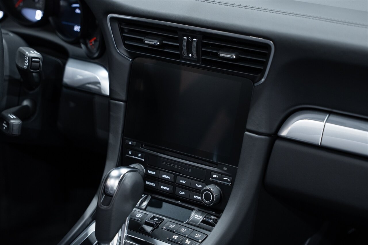 2019 Porsche 911 Targa 4S   - Photo 59 - Riviera Beach, FL 33407