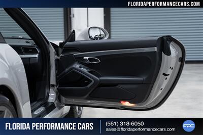 2019 Porsche 911 Targa 4S   - Photo 31 - Riviera Beach, FL 33407
