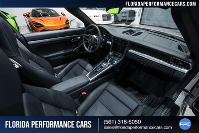 2019 Porsche 911 Targa 4S   - Photo 29 - Riviera Beach, FL 33407