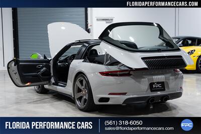 2019 Porsche 911 Targa 4S   - Photo 35 - Riviera Beach, FL 33407