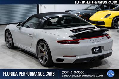 2019 Porsche 911 Targa 4S   - Photo 12 - Riviera Beach, FL 33407