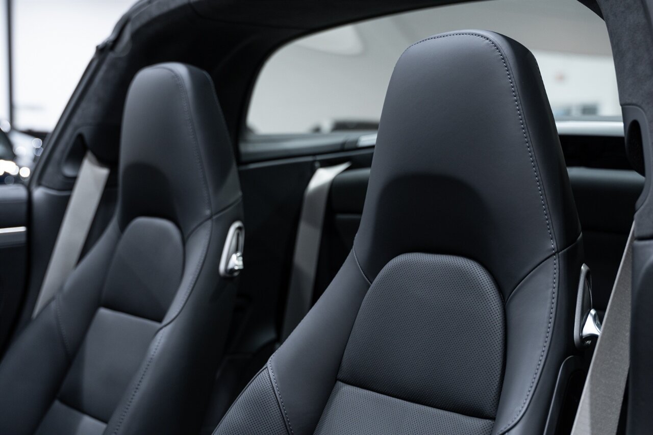 2019 Porsche 911 Targa 4S   - Photo 22 - Riviera Beach, FL 33407