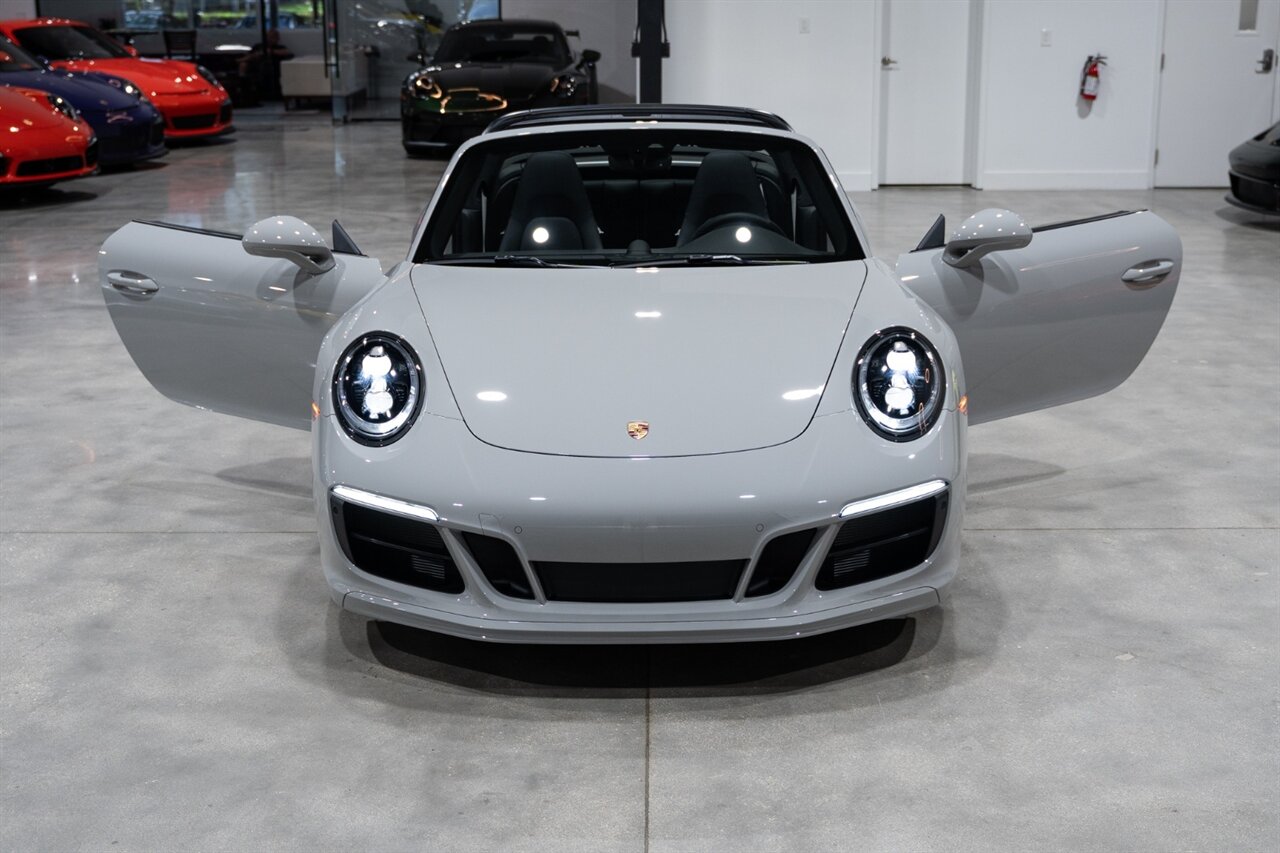 2019 Porsche 911 Targa 4S   - Photo 36 - Riviera Beach, FL 33407