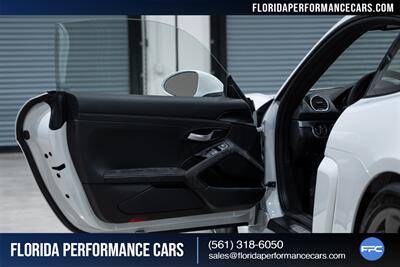 2021 Porsche 718 Cayman GT4 - Photo 23 - Riviera Beach, FL 33407