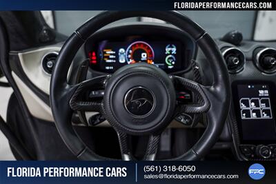 2017 McLaren 570GT   - Photo 23 - Riviera Beach, FL 33407