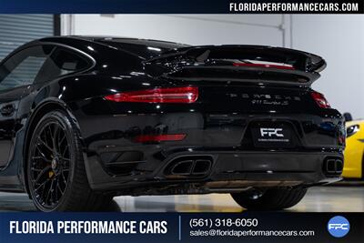 2016 Porsche 911 Turbo S   - Photo 14 - Riviera Beach, FL 33407