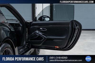 2016 Porsche 911 Turbo S   - Photo 32 - Riviera Beach, FL 33407
