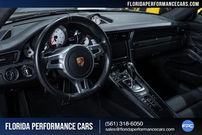 2016 Porsche 911 Turbo S   - Photo 43 - Riviera Beach, FL 33407