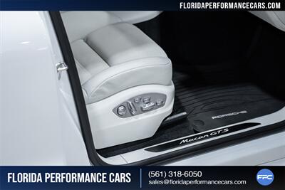 2024 Porsche Macan GTS   - Photo 35 - Riviera Beach, FL 33407