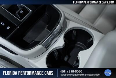 2024 Porsche Macan GTS   - Photo 55 - Riviera Beach, FL 33407