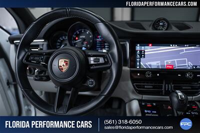 2024 Porsche Macan GTS   - Photo 20 - Riviera Beach, FL 33407