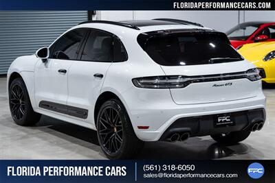 2024 Porsche Macan GTS   - Photo 68 - Riviera Beach, FL 33407