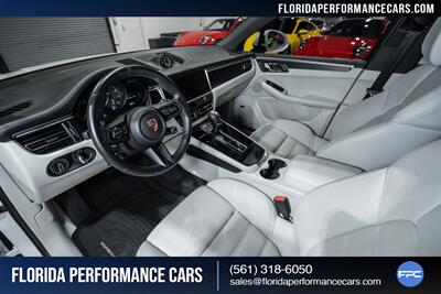 2024 Porsche Macan GTS   - Photo 18 - Riviera Beach, FL 33407