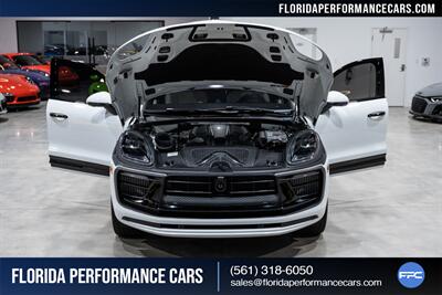 2024 Porsche Macan GTS   - Photo 44 - Riviera Beach, FL 33407