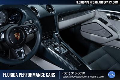 2019 Porsche 718 Cayman S   - Photo 46 - Riviera Beach, FL 33407
