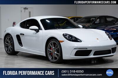 2019 Porsche 718 Cayman S   - Photo 16 - Riviera Beach, FL 33407
