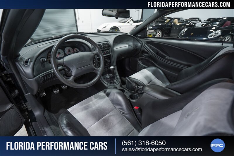 2004 Ford Mustang SVT Cobra SVT   - Photo 21 - Riviera Beach, FL 33407