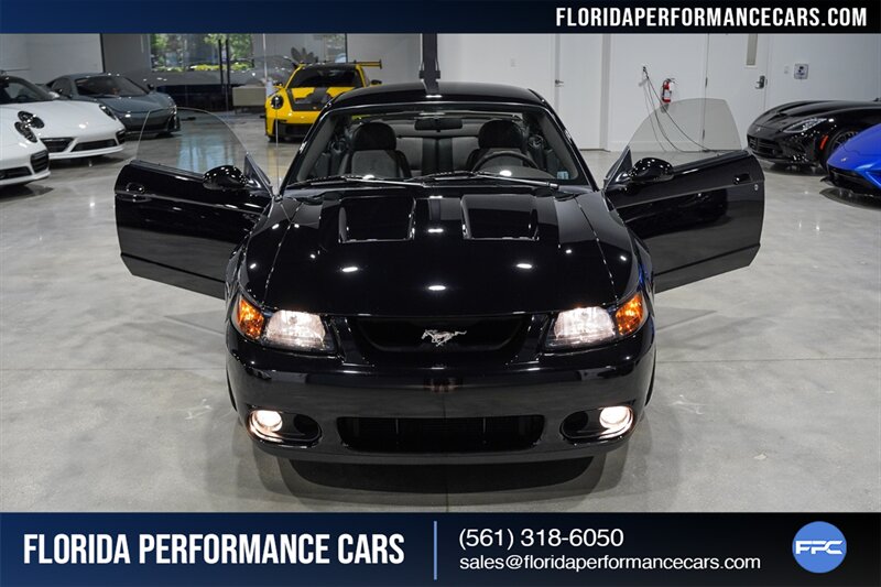 2004 Ford Mustang SVT Cobra SVT   - Photo 36 - Riviera Beach, FL 33407