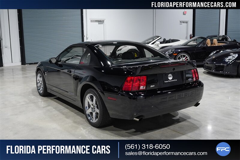 2004 Ford Mustang SVT Cobra SVT   - Photo 4 - Riviera Beach, FL 33407