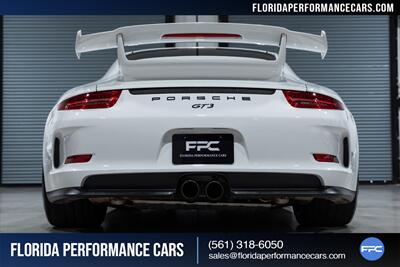 2015 Porsche 911 GT3   - Photo 65 - Riviera Beach, FL 33407