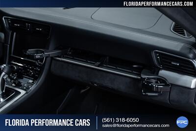 2015 Porsche 911 GT3   - Photo 56 - Riviera Beach, FL 33407