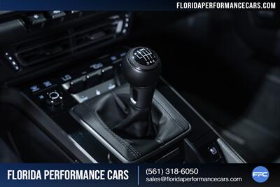 2021 Porsche 911 Carrera 4S   - Photo 50 - Riviera Beach, FL 33407