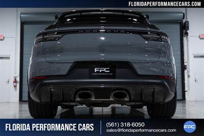 2022 Porsche Cayenne Turbo GT   - Photo 75 - Riviera Beach, FL 33407