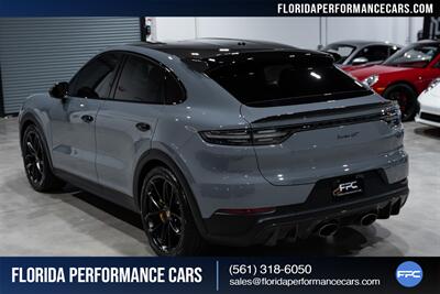 2022 Porsche Cayenne Turbo GT   - Photo 4 - Riviera Beach, FL 33407