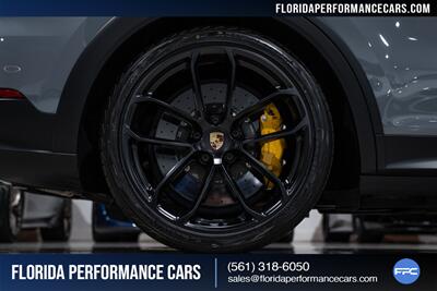 2022 Porsche Cayenne Turbo GT   - Photo 50 - Riviera Beach, FL 33407
