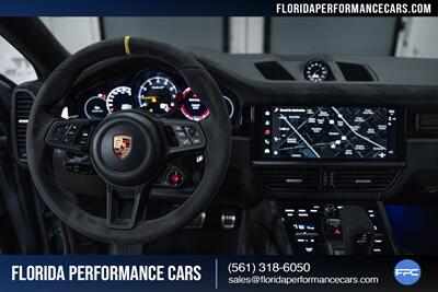 2022 Porsche Cayenne Turbo GT   - Photo 22 - Riviera Beach, FL 33407