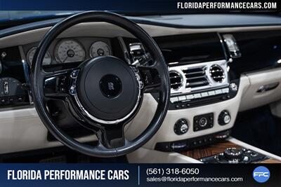 2016 Rolls-Royce Dawn   - Photo 48 - Riviera Beach, FL 33407