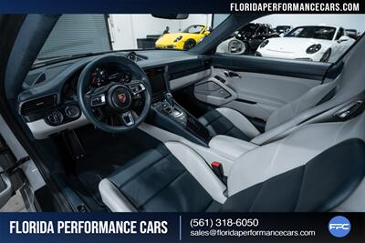 2019 Porsche 911 Carrera GTS   - Photo 18 - Riviera Beach, FL 33407