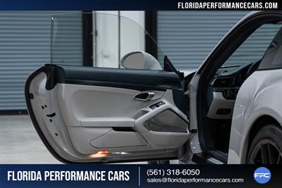 2019 Porsche 911 Carrera GTS   - Photo 23 - Riviera Beach, FL 33407